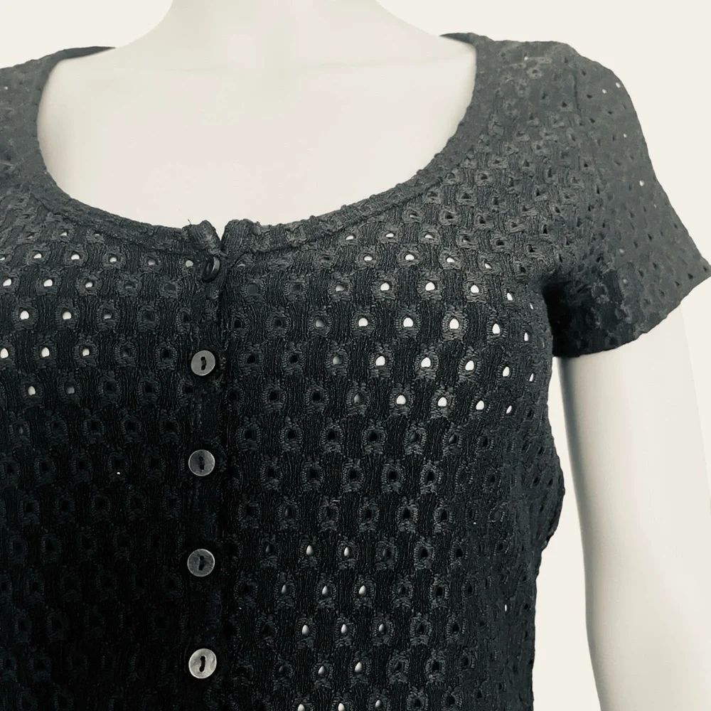 H & M black eye let patterned boho coquette twee fitted crop top Women Medium